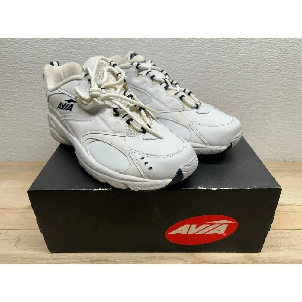 Vtg 2000s AVIA 2020WWD Women's Training Sneakers White Athletic Shoes Size 7
